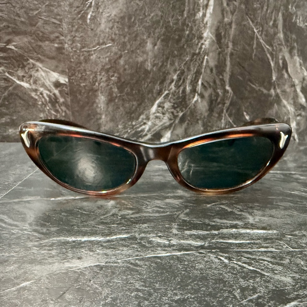 1960’s RAY-BAN Bausch & Lomb “Alita" Cat Eye Sunglasses Vintage - Picture 4 of 16